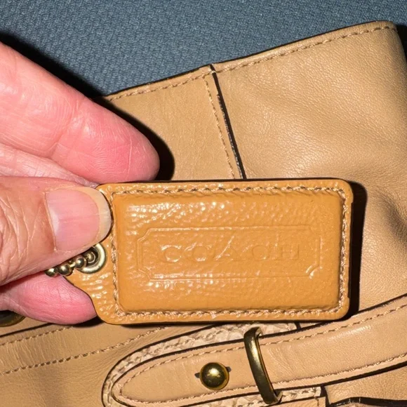 Rehab Coach Tan Leather Tote Bag - Picture 10 of 16